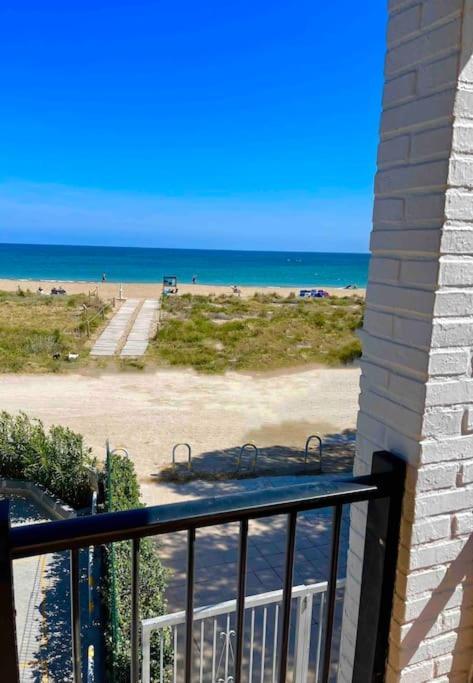 Apartamento En Primera Linea De Playa Denia Luaran gambar